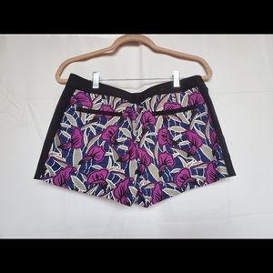 Unique Lilly Patterned Shorts